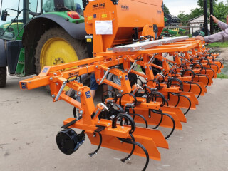 Cultivator cu fertilizare 8R, prășitoare MAAG SMI 803L